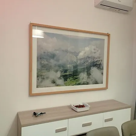 Apartment Piramide View Rome